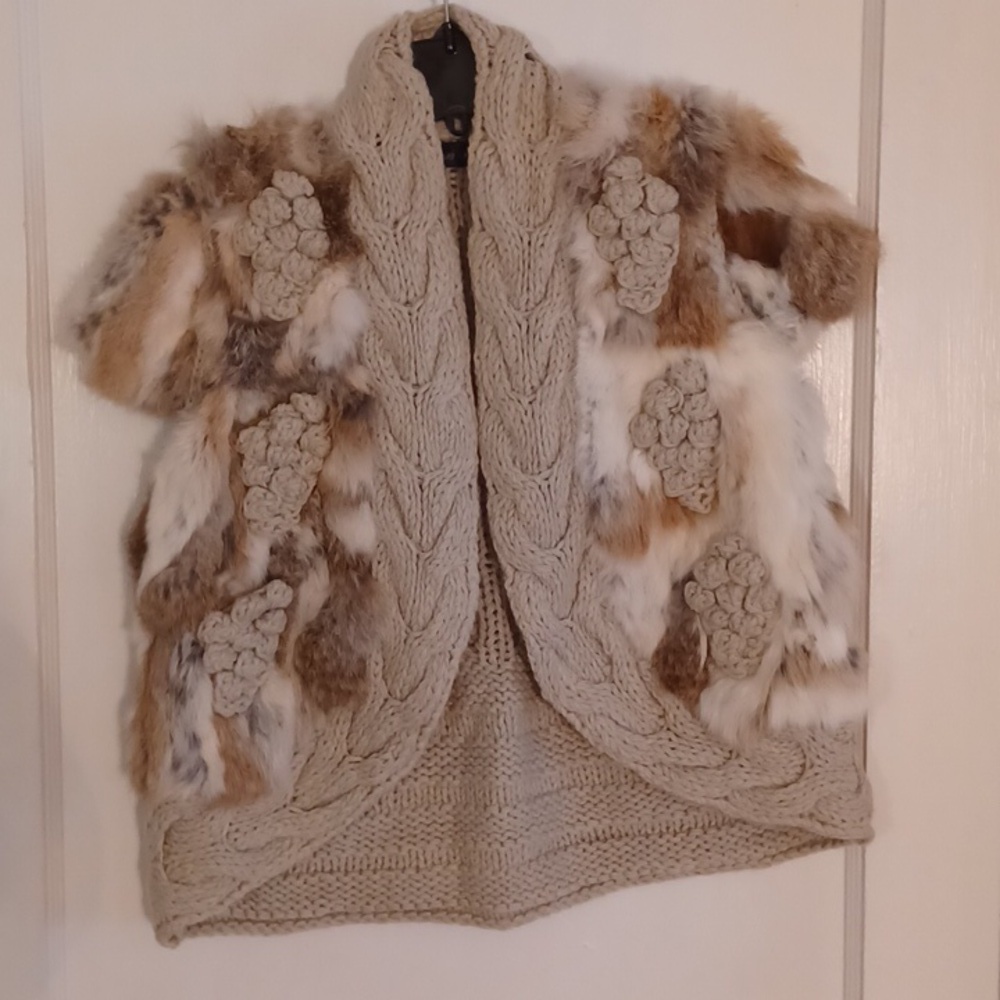 Love token sweater vest women's size small wool, acrylic, rabbit